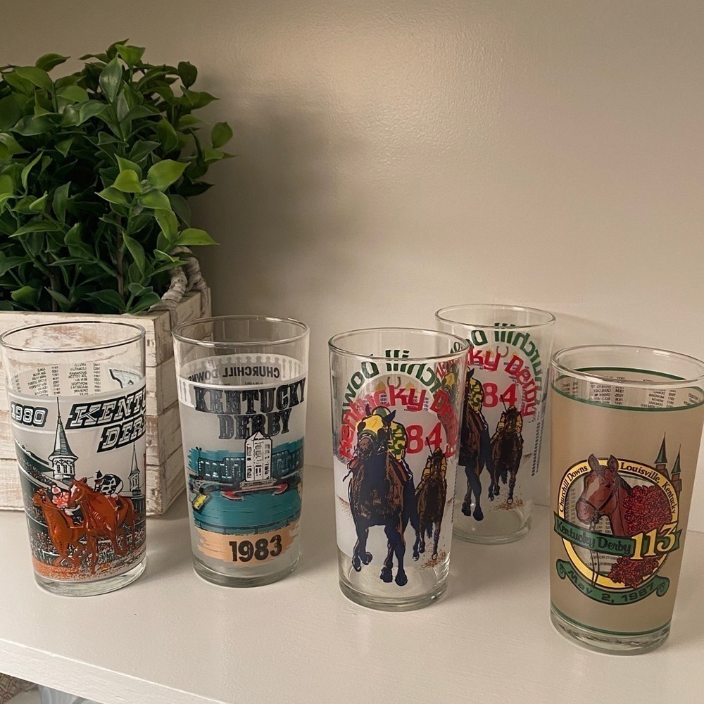 Kentucky Derby Mint Julep Glasses 1980 - 1983 - 1984 (2)- 1987. Set of 5
